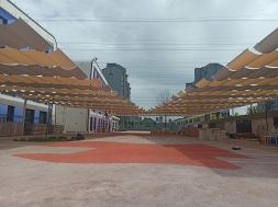 幼儿园电动遮阳帘